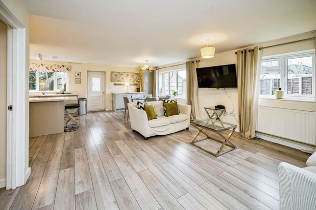 4 bedroom detached bungalow for sale