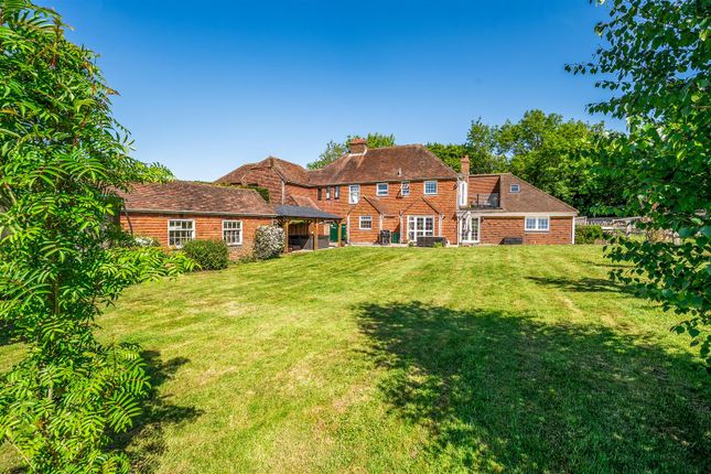 Bishops Lane, Cranbrook TN17 4 bed equestrian property for sale