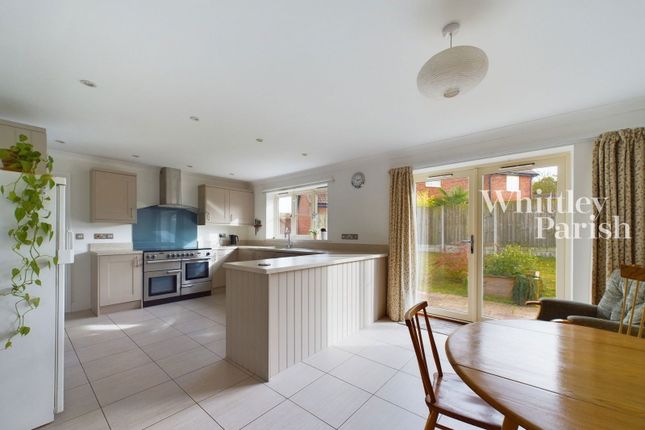 Hunts Mead, Forncett St. Peter... 4 bed detached bungalow for sale