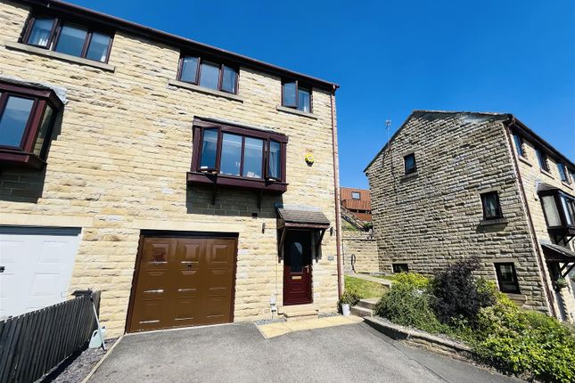 4 bedroom semi-detached house for sale