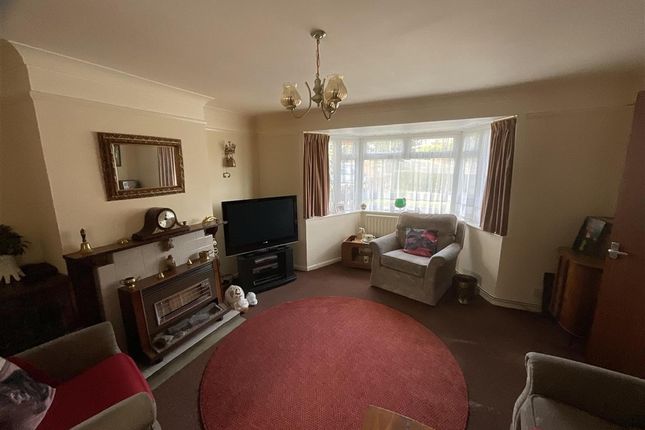 3 bed semi-detached house