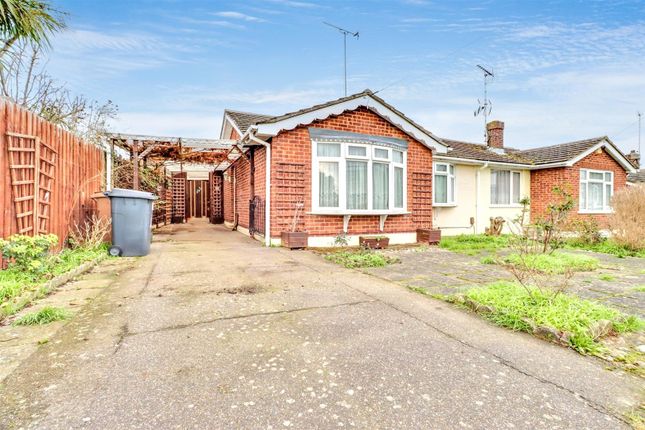 2 bedroom semi-detached bungalow for sale