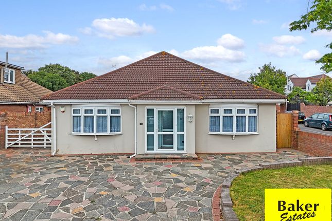 Collier Row Lane, Romford RM5 3 bed detached bungalow for sale