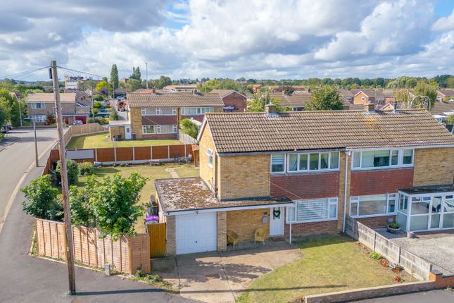 Redcliffe Road, Grantham NG31 3 bed semi