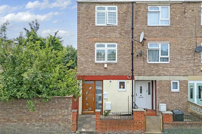 4 bedroom end of terrace house for sale