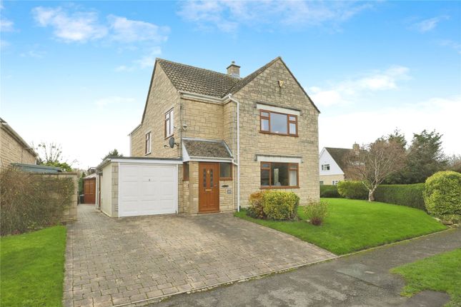 4 bed detached house