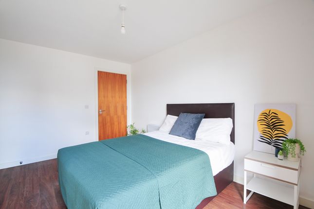 2 bed flat