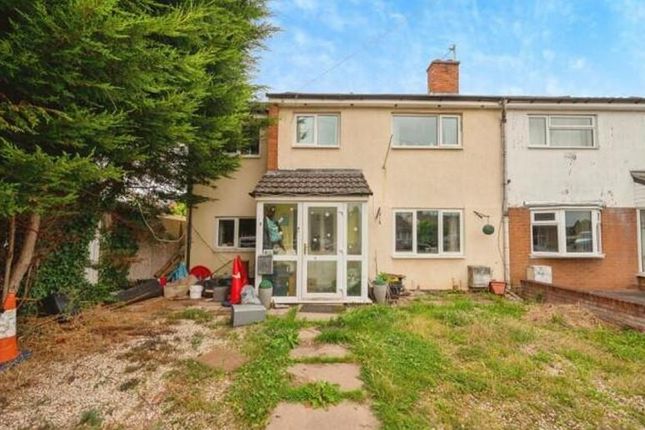 5 bedroom semi-detached house for sale