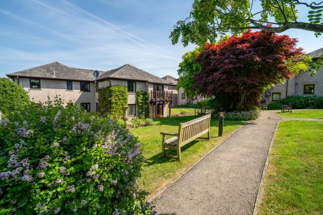 2 bed flat