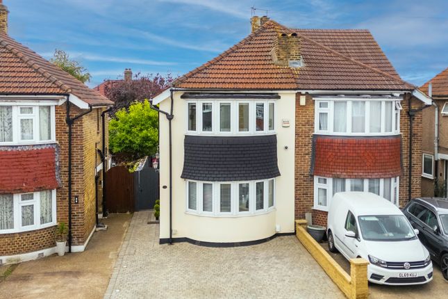 2 bedroom semi-detached house for sale