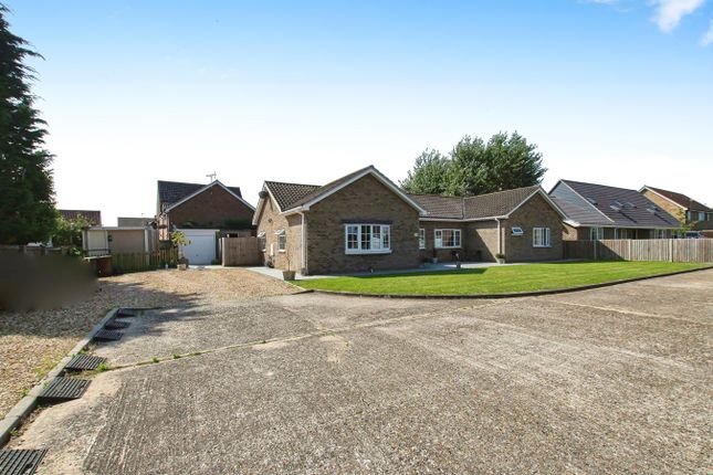 6 bedroom detached bungalow for sale