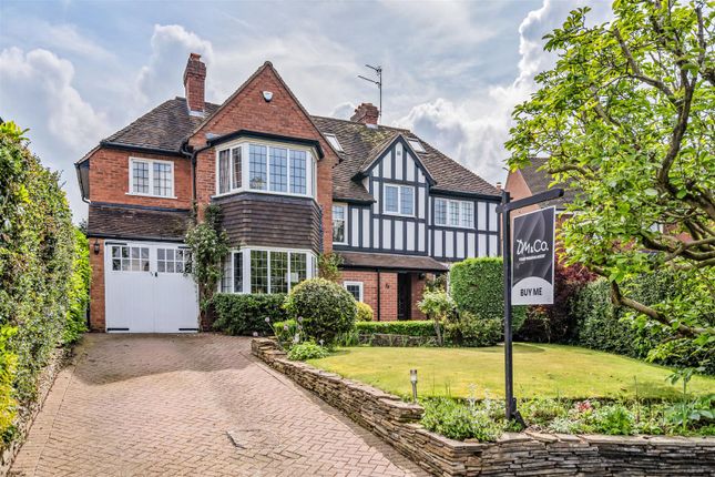 5 bedroom detached house for sale