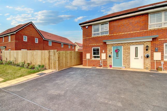 2 bedroom semi-detached house for sale