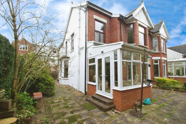 4 bed semi-detached house