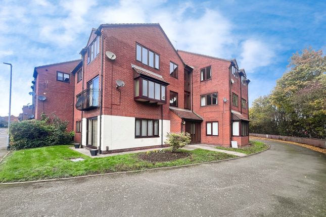 Tamworth B79 2 bed flat for sale
