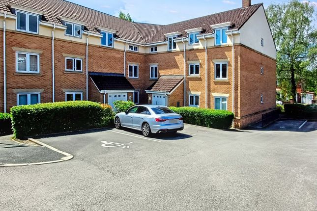 Windermere Road, Dukinfield SK16 2 bed flat for sale
