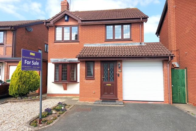 4 bed detached house