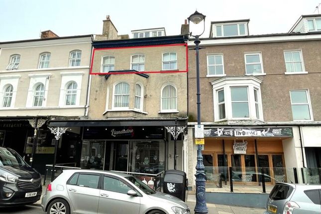 Mostyn Street, Llandudno, LL30 2 bed flat for sale
