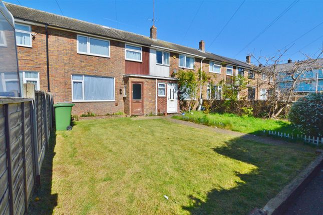 Travic Road, Slough 2 bed terraced house for sale