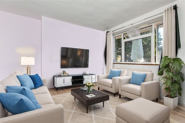 Old Brompton Road, London, SW5 2 bed apartment for sale