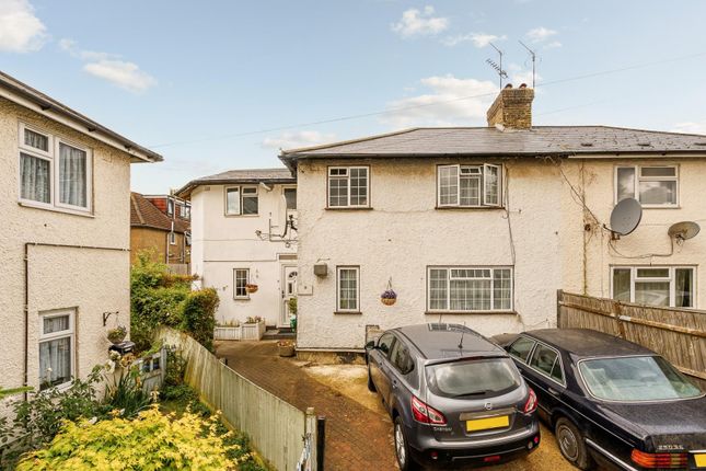 Taylors Green, London 4 bed house for sale