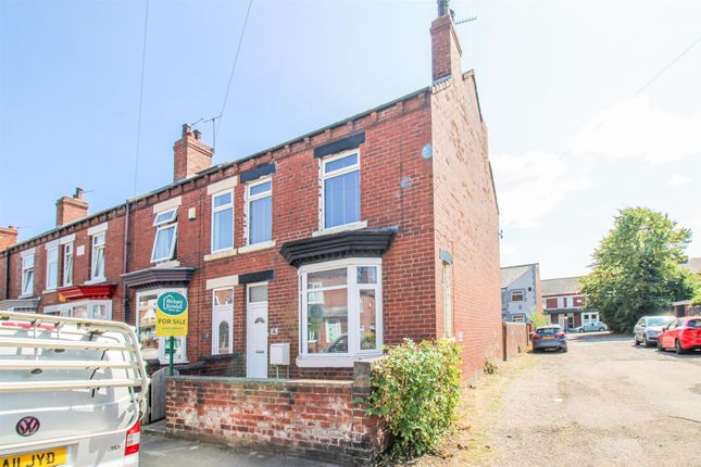 King Street, Normanton WF6 2 bed end of terrace house for sale