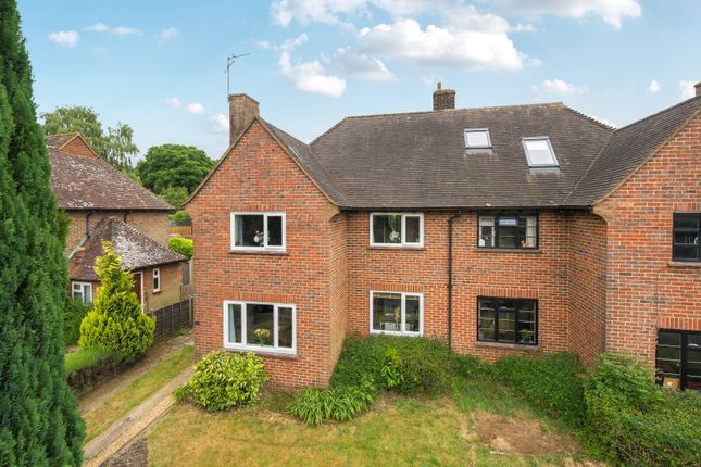 Sunnydown, Witley, Godalming, GU8 3 bed semi