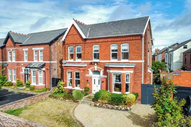 Conyers Avenue, Southport PR8 6 bed detached house for sale