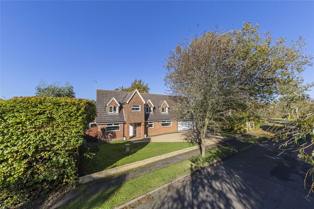 Oakway, Studham, Dunstable, LU6 4 bed detached house for sale