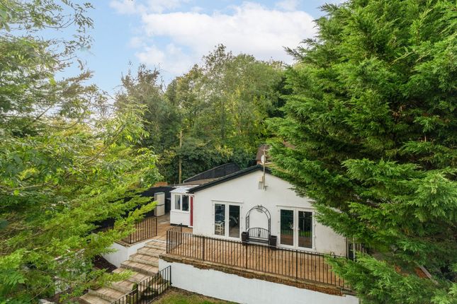 2 bed detached bungalow