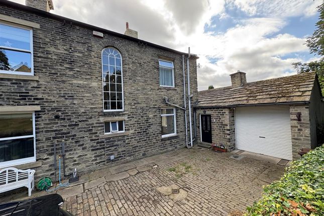 Kirklands, Cleckheaton 4 bed terraced house for sale