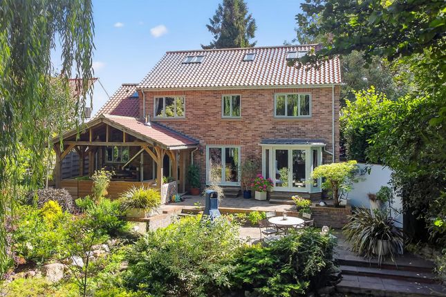 New Row, Boroughbridge, York 4 bed detached house for sale