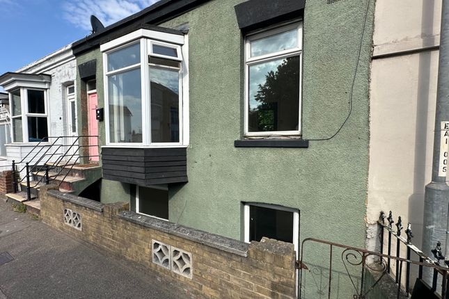 Eaton Road, Margate 2 bed terraced house for sale