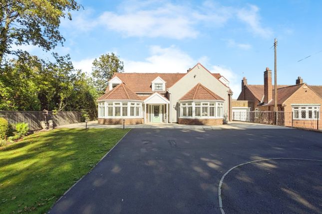 North Lodge, Durham DH3 5 bed detached house for sale
