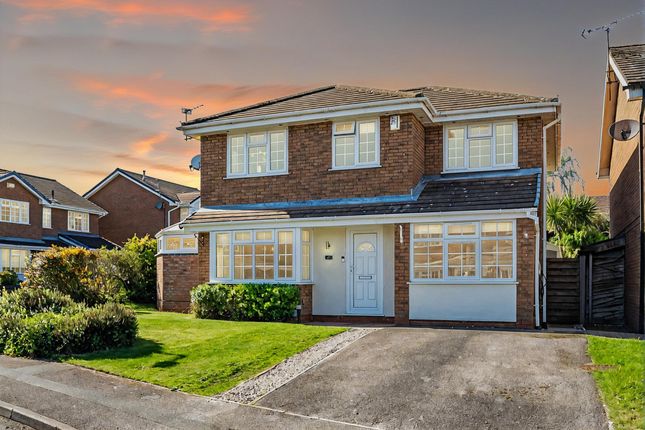 4 bed detached house