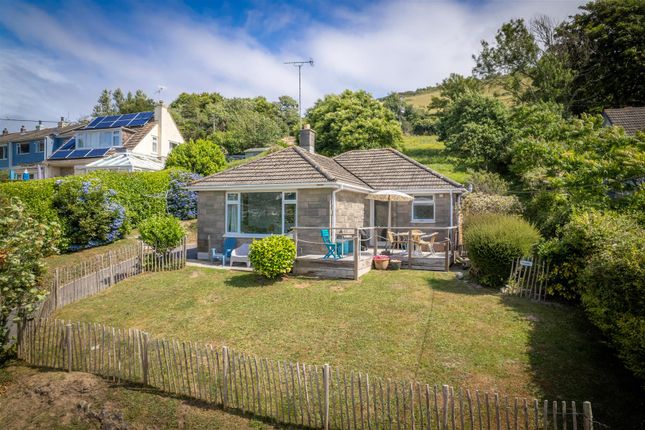 Seaton Park, Torpoint PL11 3 bed detached bungalow for sale