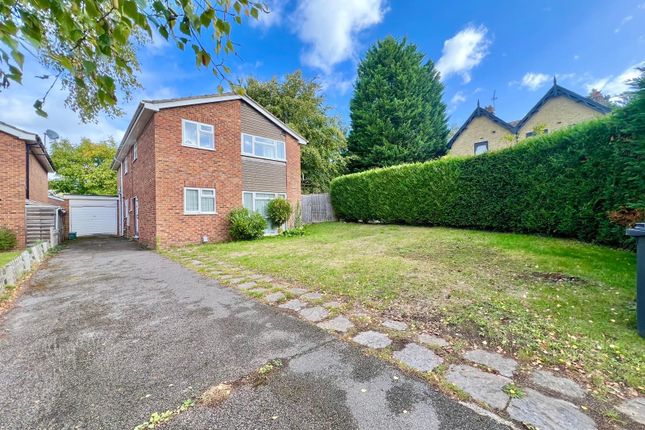 Queensway, Camberley GU16 4 bed detached house for sale