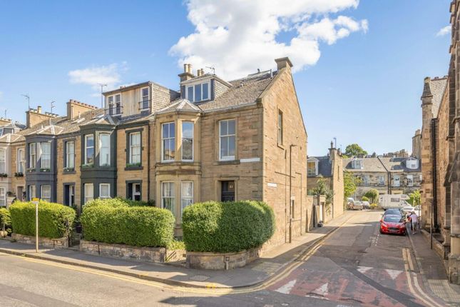 Gilmore PLace, Edinburgh EH3 2 bed flat for sale