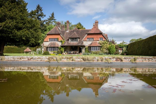 10 bedroom farm house for sale