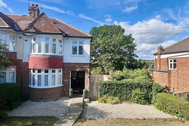 Brookside South, Barnet, London, EN4 3 bed semi