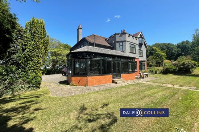 9 bed detached house