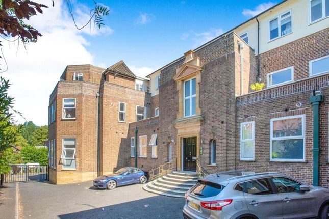 Bury Fields, Surrey GU2 1 bed flat for sale