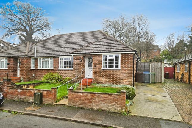 2 bedroom semi-detached bungalow for sale