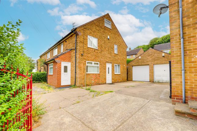 Fairlight Way, Nottingham NG5 5 bed semi