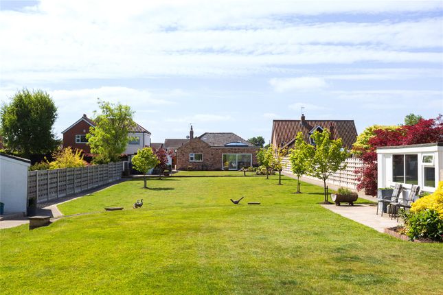 Mill Lane, York YO32 3 bed bungalow for sale