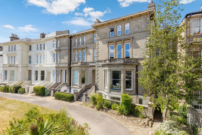 Mount Ephraim, Tunbridge Wells, TN4 2 bed flat for sale