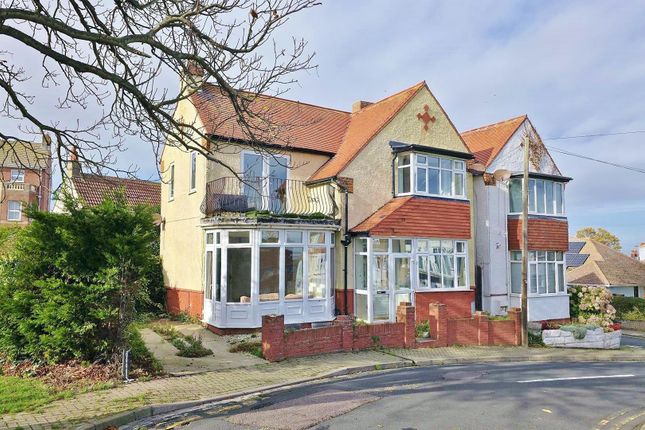 3 bed detached house