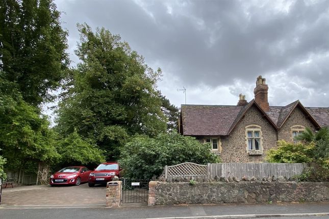 Wells Road, Malvern 4 bed semi