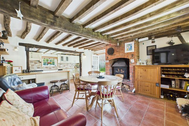 Main Street, Norwell 4 bed cottage for sale