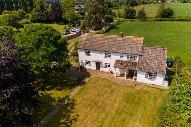 Kingston Road, Gloucester GL2 3 bed detached house for sale